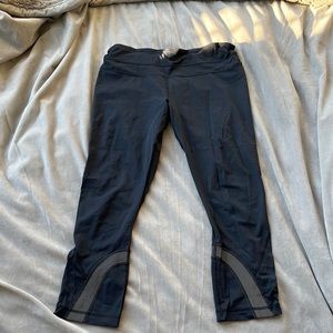 Lululemon black leggings